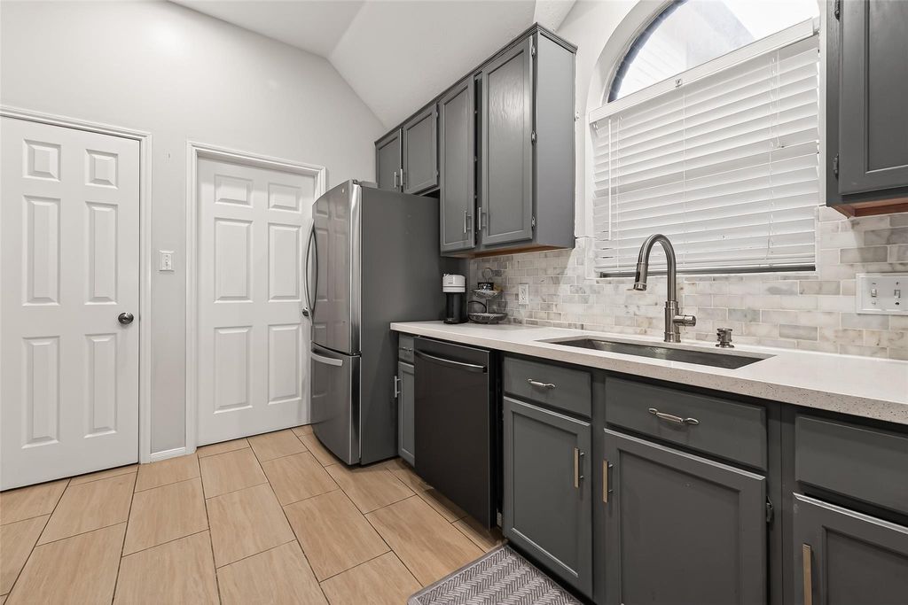 Image 23 of property listing at 19131 Cotton Gin Drive, Katy, TX 77449