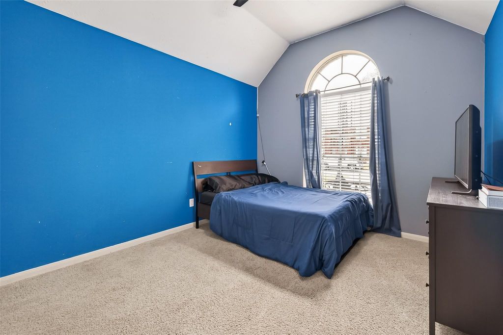 Image 25 of property listing at 19131 Cotton Gin Drive, Katy, TX 77449