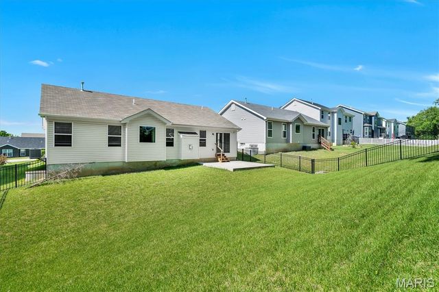 532 Leather Reins, Wentzville, MO 63385