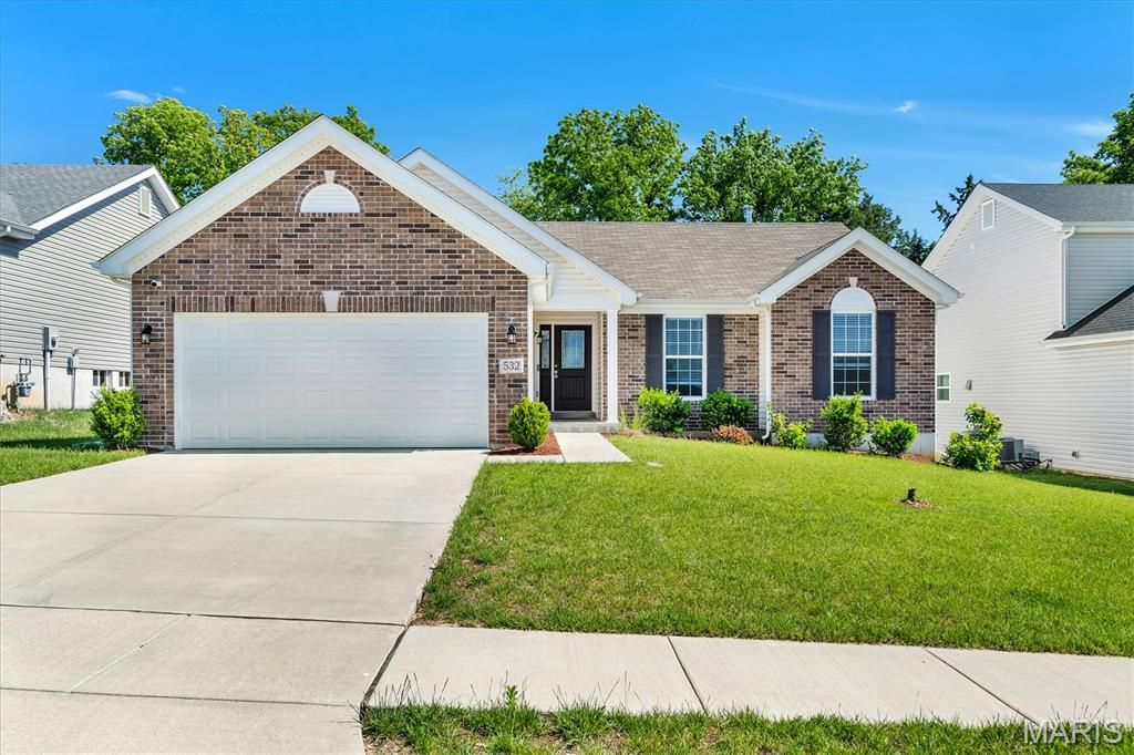 532 Leather Reins, Wentzville, MO 63385