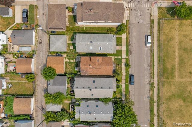 2049 Edwin Street, Hamtramck, MI 48212
