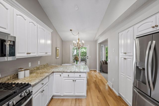 3696 Widgeon Way, Eagan, MN 55123