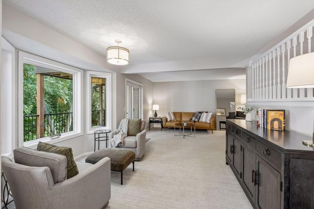 3696 Widgeon Way, Eagan, MN 55123