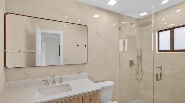 3135 SW 7th St, Miami, FL 33135