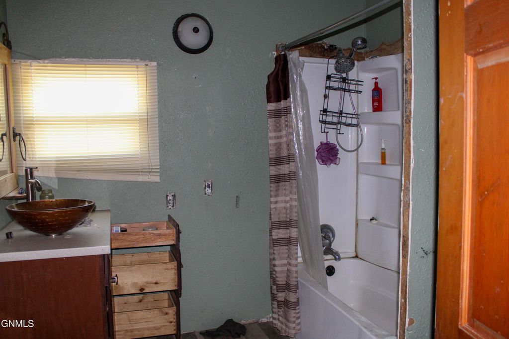 402 Fisk Street, Wildrose, ND 58801 photo 10