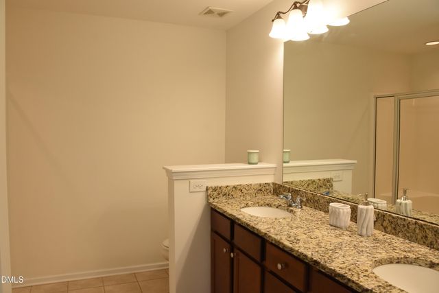 882 Queen City Crescent, Apex, NC 27523