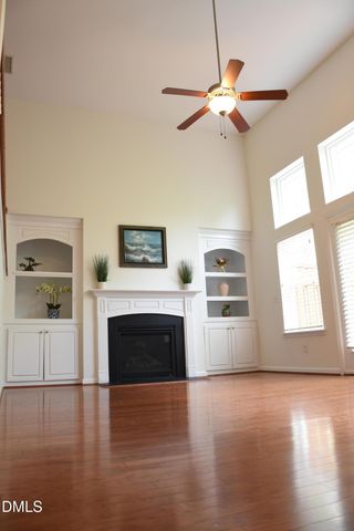 882 Queen City Crescent, Apex, NC 27523