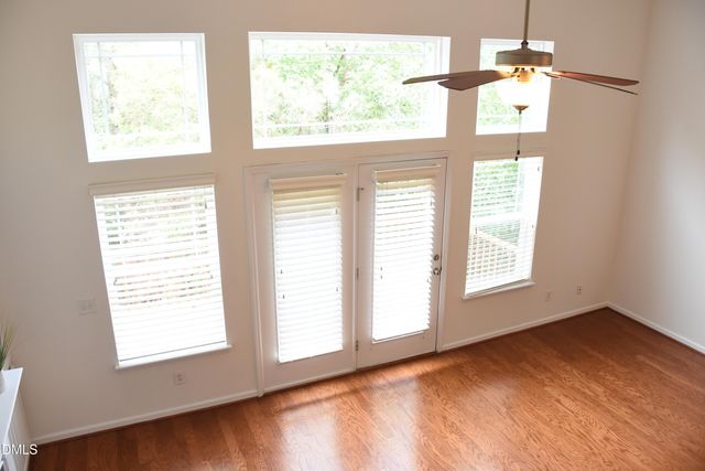 882 Queen City Crescent, Apex, NC 27523