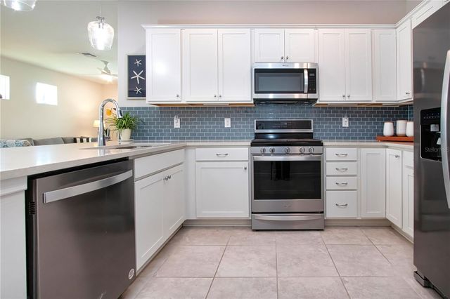 8427 OCEAN TIDES COVE, Parrish, FL 34219