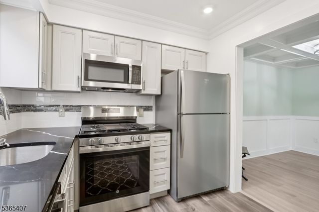 101 Country Club Dr 6 6, Union Twp., NJ 07083