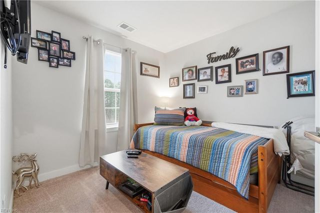 287 Brittlebrush DR, Portsmouth, VA 23701