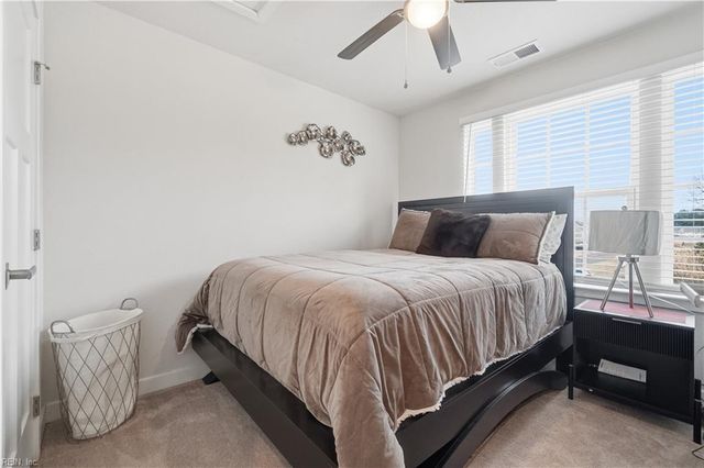 287 Brittlebrush DR, Portsmouth, VA 23701