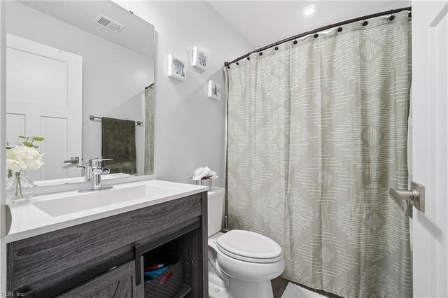 287 Brittlebrush DR, Portsmouth, VA 23701