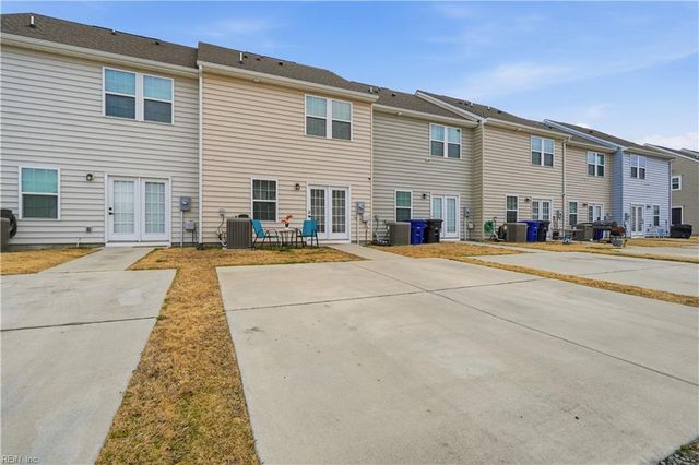 287 Brittlebrush DR, Portsmouth, VA 23701