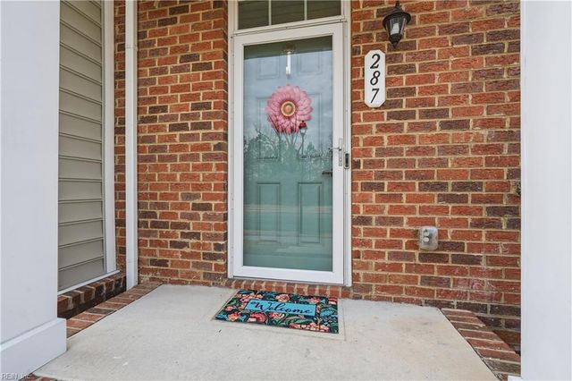 287 Brittlebrush DR, Portsmouth, VA 23701