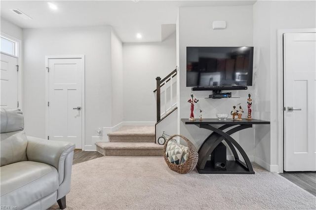 287 Brittlebrush DR, Portsmouth, VA 23701