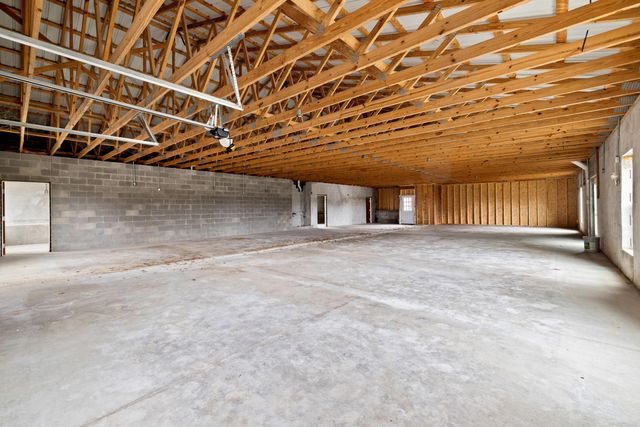 143 Royalty Drive, Lancaster, KY 40444