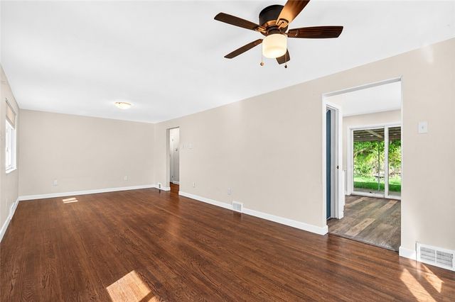693 Union Avenue Ext, Ross Twp, PA 15229