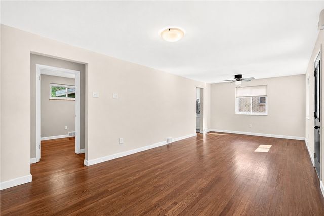 693 Union Avenue Ext, Ross Twp, PA 15229