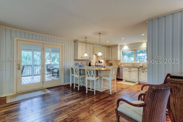 13 Wren Dr, Hilton Head Island, SC 29928