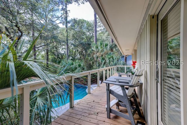 13 Wren Dr, Hilton Head Island, SC 29928