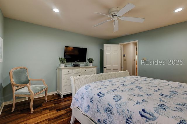 13 Wren Dr, Hilton Head Island, SC 29928