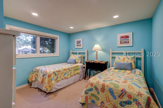 13 Wren Dr, Hilton Head Island, SC 29928