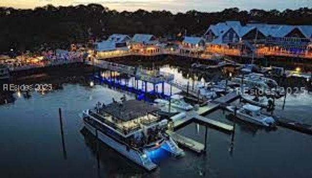 13 Wren Dr, Hilton Head Island, SC 29928