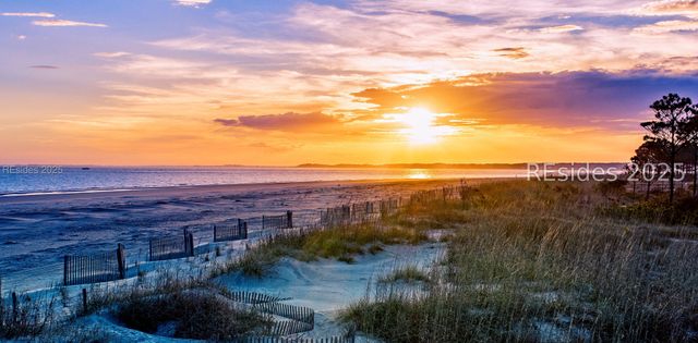 13 Wren Dr, Hilton Head Island, SC 29928