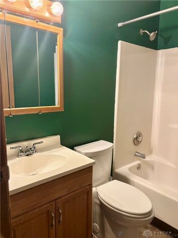 5015 Yalecrest Drive, Dayton, OH 45417