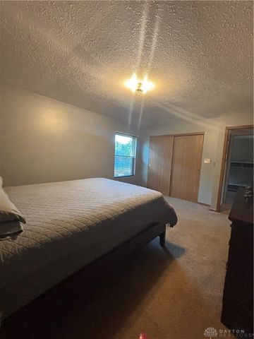 5015 Yalecrest Drive, Dayton, OH 45417