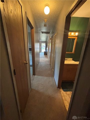 5015 Yalecrest Drive, Dayton, OH 45417