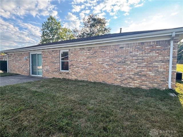 5015 Yalecrest Drive, Dayton, OH 45417