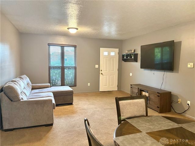 5015 Yalecrest Drive, Dayton, OH 45417