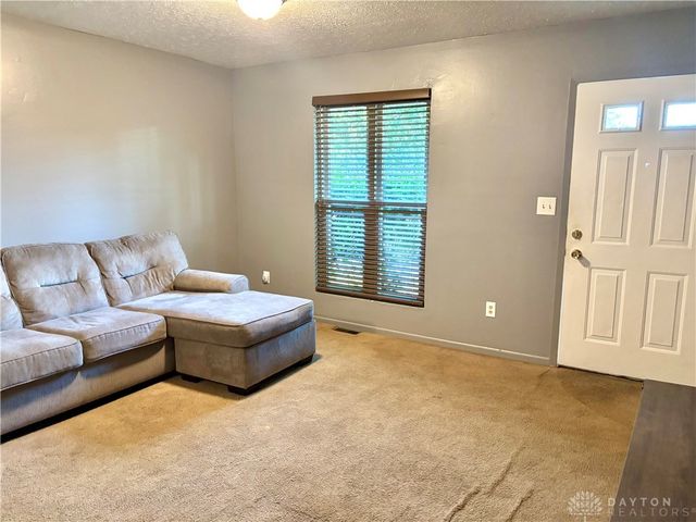 5015 Yalecrest Drive, Dayton, OH 45417