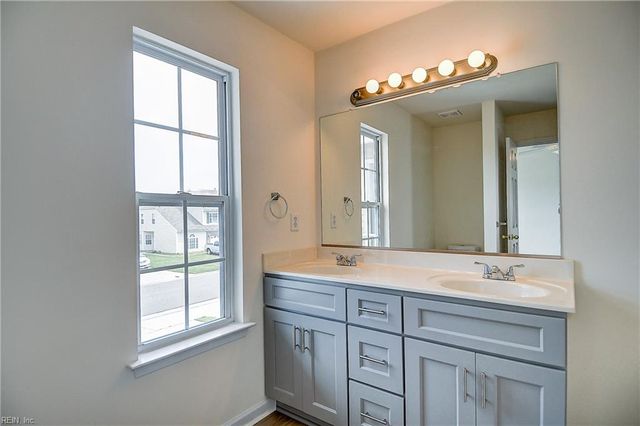 2385 Bizzone CIR, Virginia Beach, VA 23464