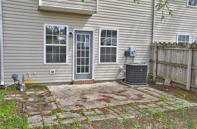 2385 Bizzone CIR, Virginia Beach, VA 23464