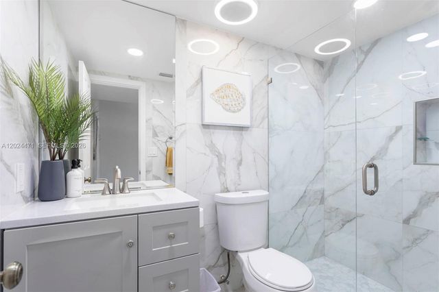 1461 NW 113th Ave, Pembroke Pines, FL 33026