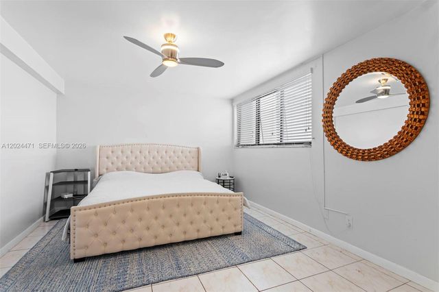1461 NW 113th Ave, Pembroke Pines, FL 33026