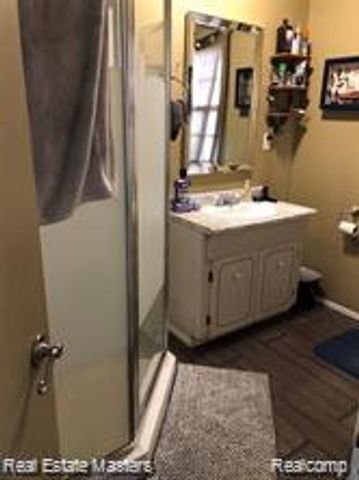 4480 Pine Grove Avenue, Fort Gratiot, MI 48059