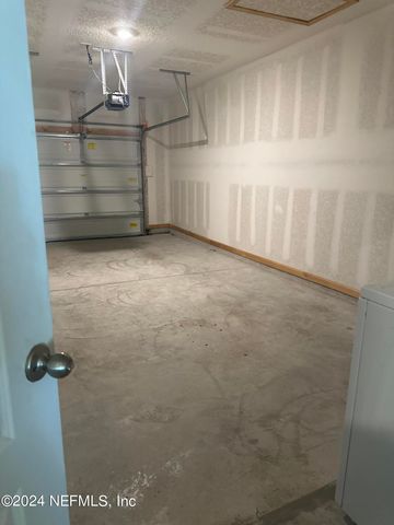 7845 ECHO SPRINGS Road, Jacksonville, FL 32256