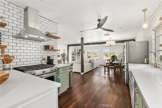 1301 Stone Street, Los Angeles, CA 90063