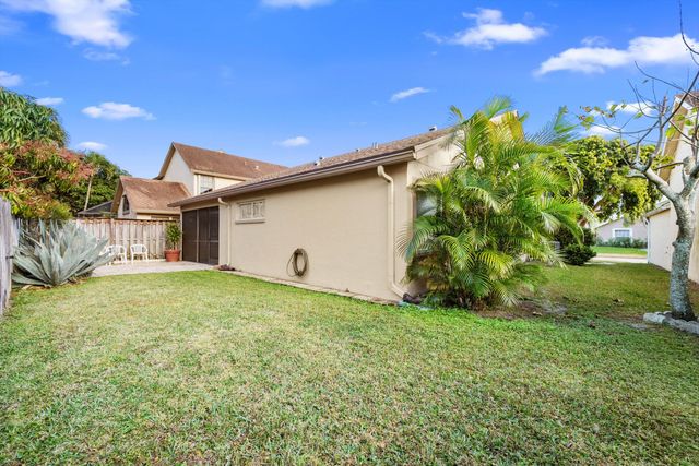 13011 Blue Lake Drive, Wellington, FL 33414