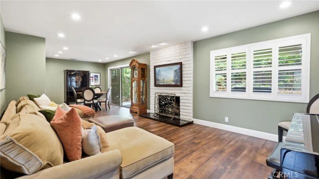 2336 Cynthia Court, Costa Mesa, CA 92627