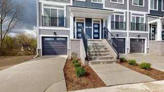 2725 Bristol Rdg Drive, Ann Arbor, MI 48105