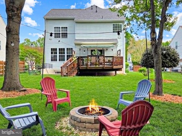 5977 TAPESTRY DR, Woodbridge, VA 22193