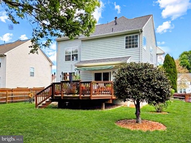 5977 TAPESTRY DR, Woodbridge, VA 22193