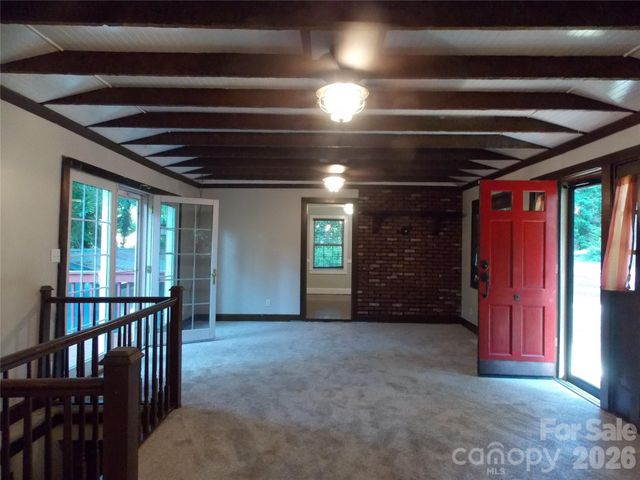 145 Hibriten Mountain Road, Lenoir, NC 28645
