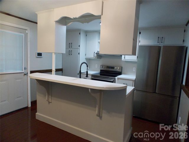145 Hibriten Mountain Road, Lenoir, NC 28645