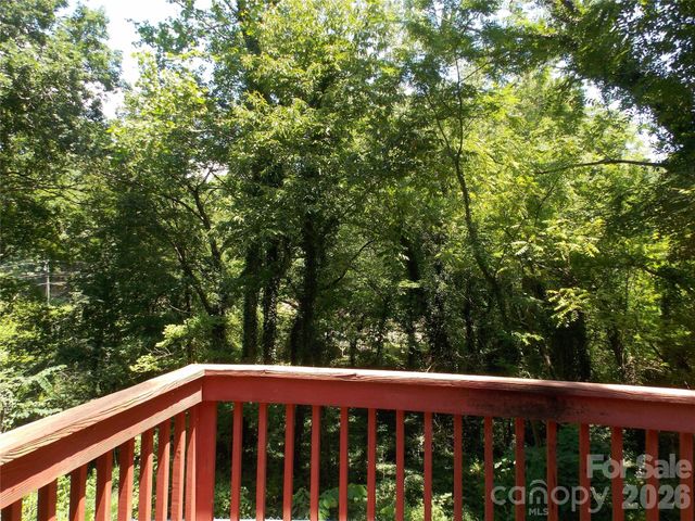 145 Hibriten Mountain Road, Lenoir, NC 28645